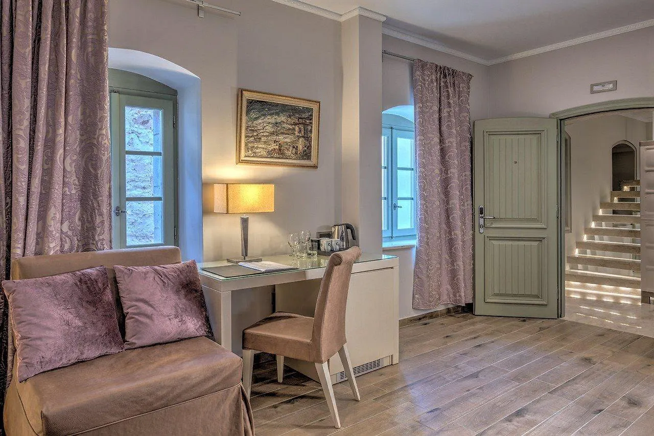 Fiscardonna Luxury Suites Fiskardo Hotel